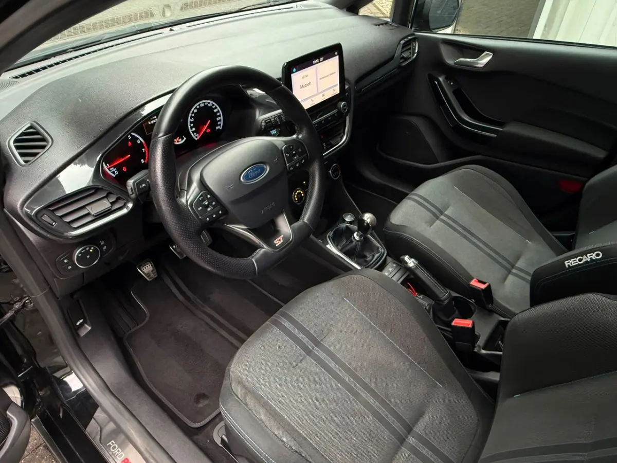 1.5 EcoBoost ST-3 Performance 200 Pk Pano/Launch Control/Recaro/18 Inch/LED/ACC/Sperdiff/M