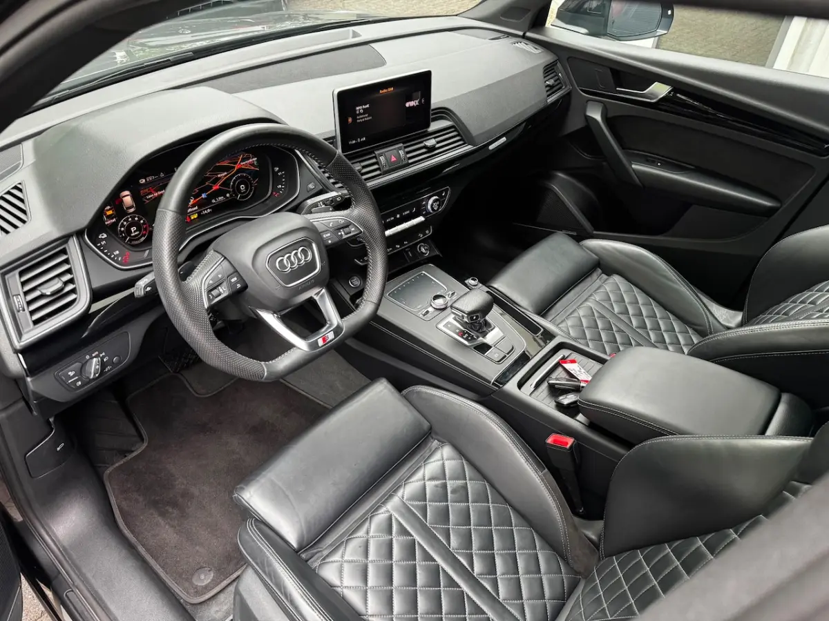 55 TFSI e Quattro Competition S-Line 368 Pk BTW Pano/ACC/RS Stoelen/21 Inch/LED/Matrix/Cli