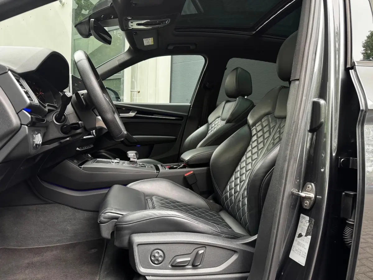 55 TFSI e Quattro Competition S-Line 368 Pk BTW Pano/ACC/RS Stoelen/21 Inch/LED/Matrix/Cli