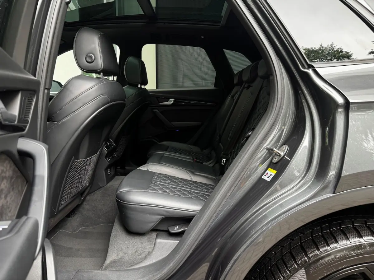 55 TFSI e Quattro Competition S-Line 368 Pk BTW Pano/ACC/RS Stoelen/21 Inch/LED/Matrix/Cli