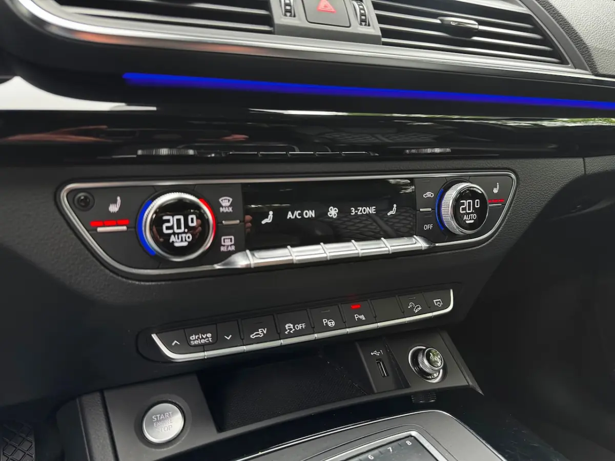 55 TFSI e Quattro Competition S-Line 368 Pk BTW Pano/ACC/RS Stoelen/21 Inch/LED/Matrix/Cli