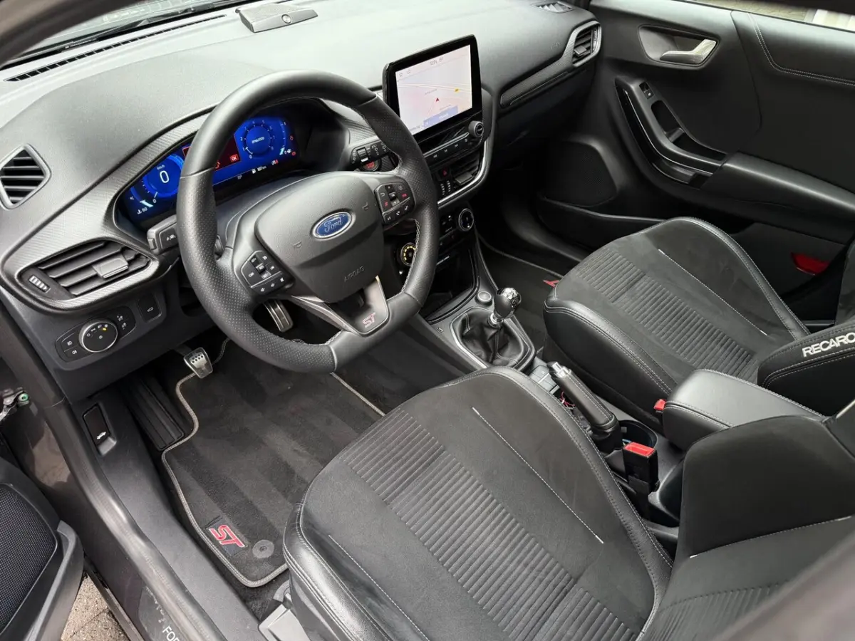 1.5 EcoBoost ST X Performance Pack 200 Pk Panoramadak/Recaro/B&O/Cruise/Climate/Virtual/19