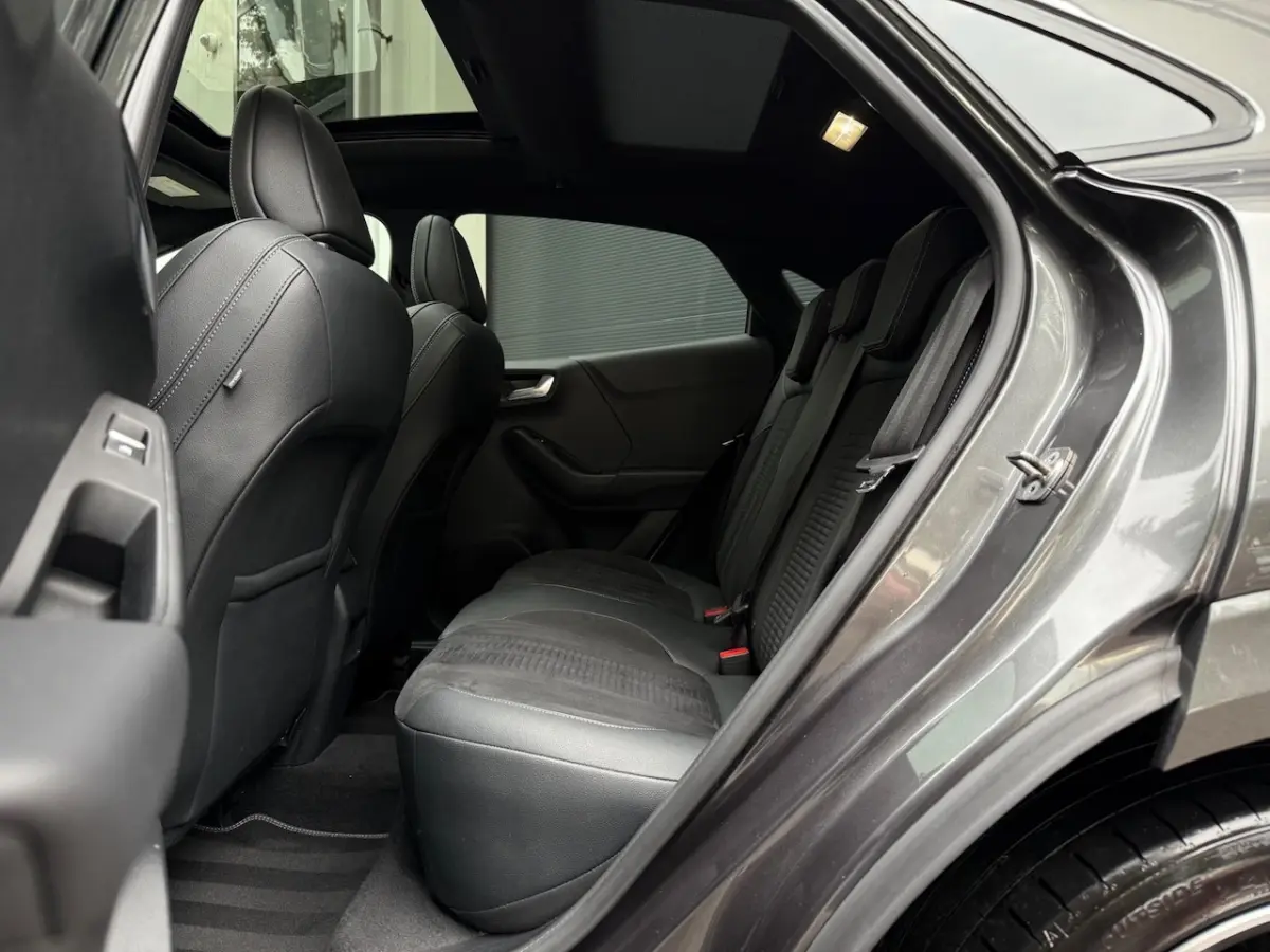 1.5 EcoBoost ST X Performance Pack 200 Pk Panoramadak/Recaro/B&O/Cruise/Climate/Virtual/19