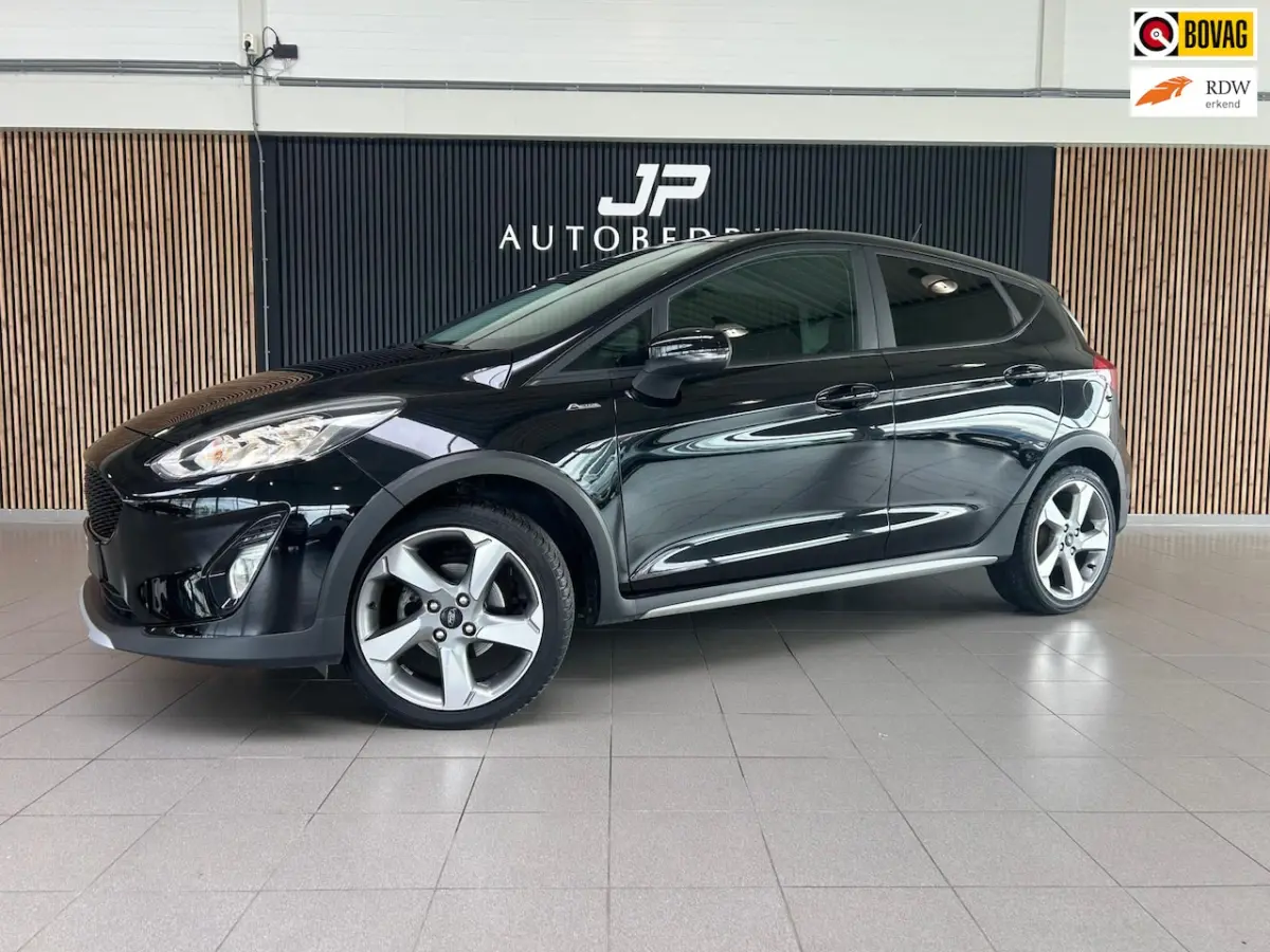 1.0 EcoBoost Active First Edition Stoelverwarming|PDC|17" LM VELGEN|APPLE CARPLAY|CRUISECO