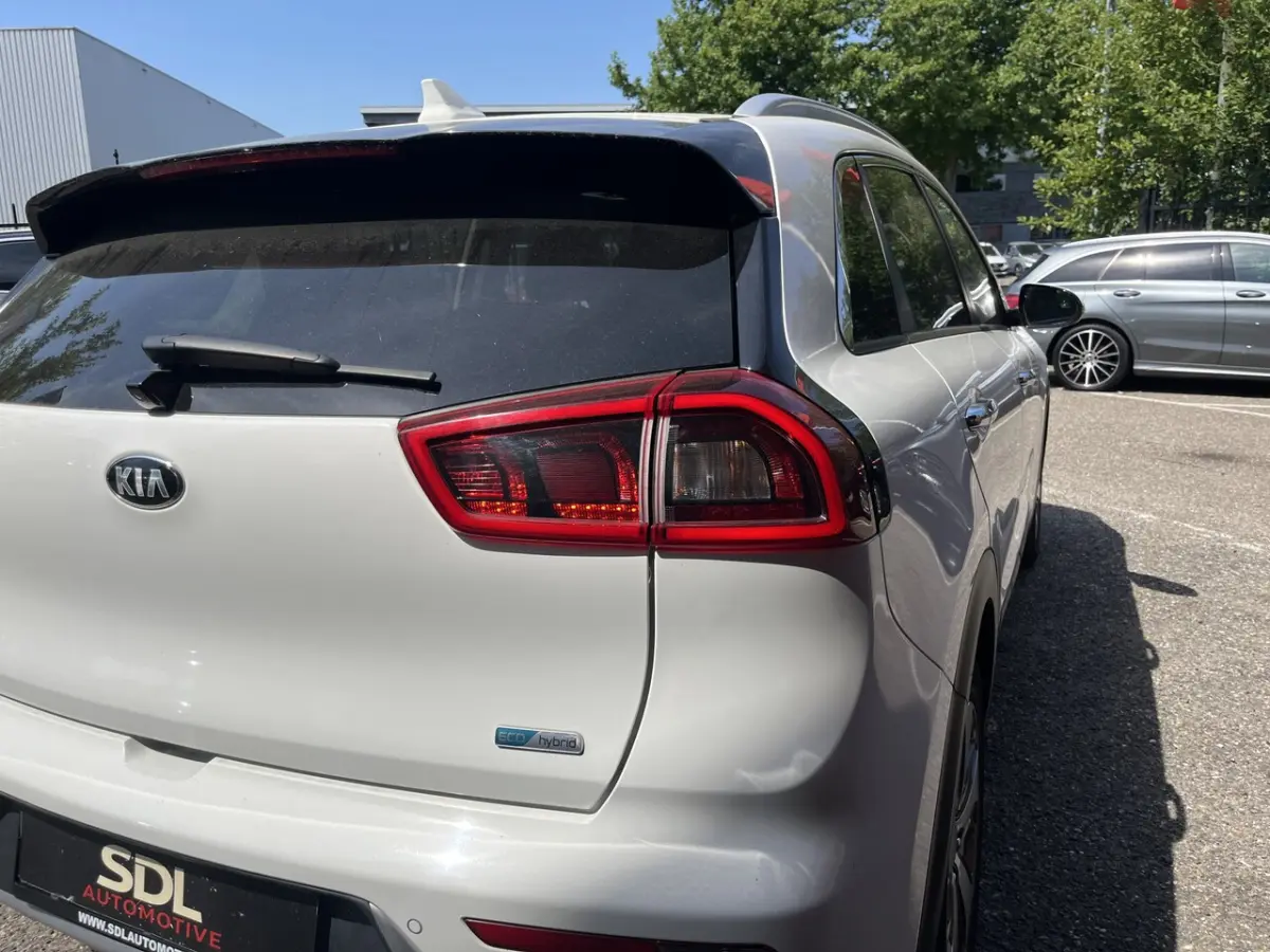 1.6 GDi Hybrid ExecutiveLine // SCHUIF-KANTELDAK // LEDER // ELEK.STOEL+GEHEUGEN // DODEHO