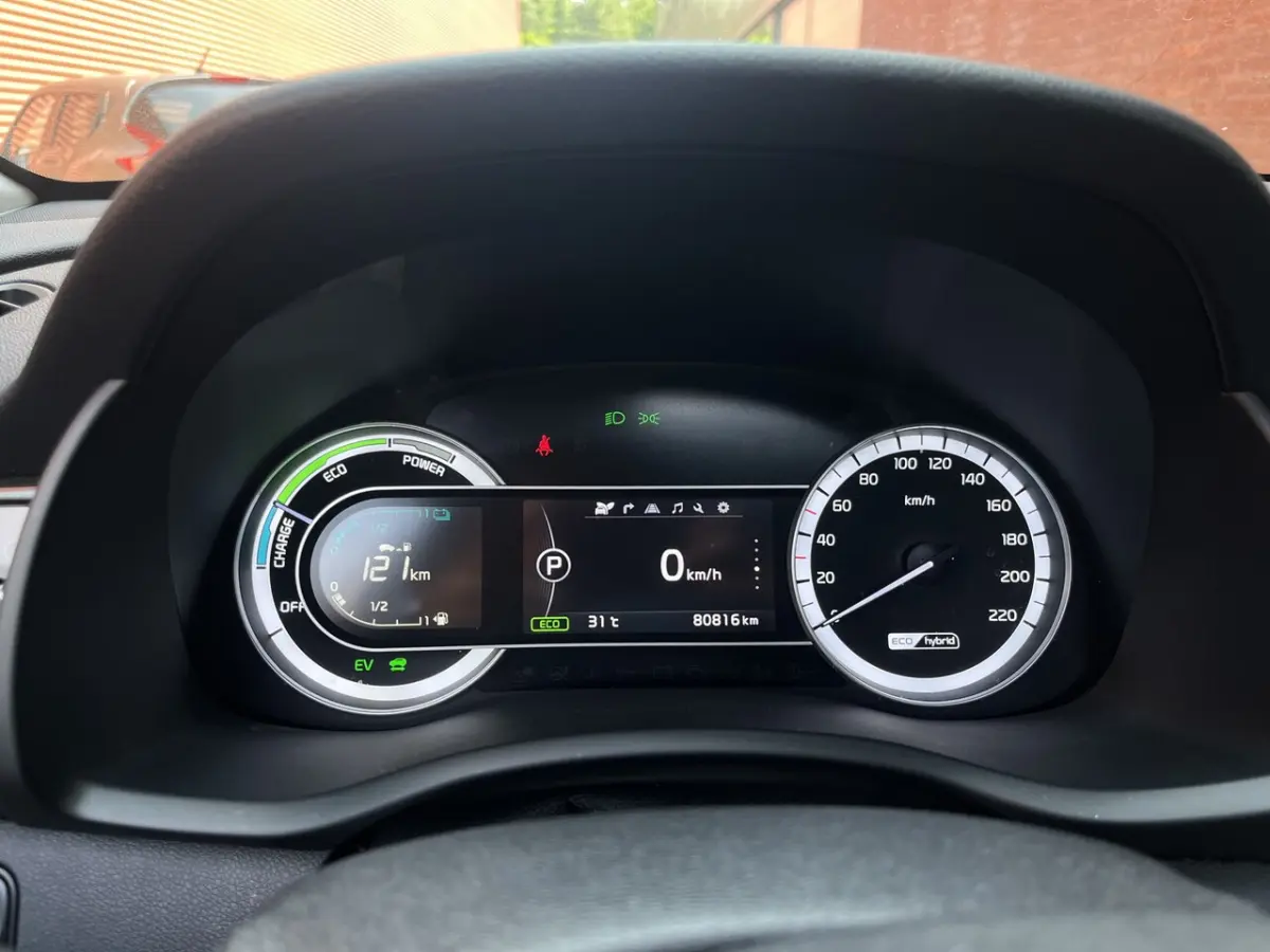 1.6 GDi Hybrid ExecutiveLine // SCHUIF-KANTELDAK // LEDER // ELEK.STOEL+GEHEUGEN // DODEHO