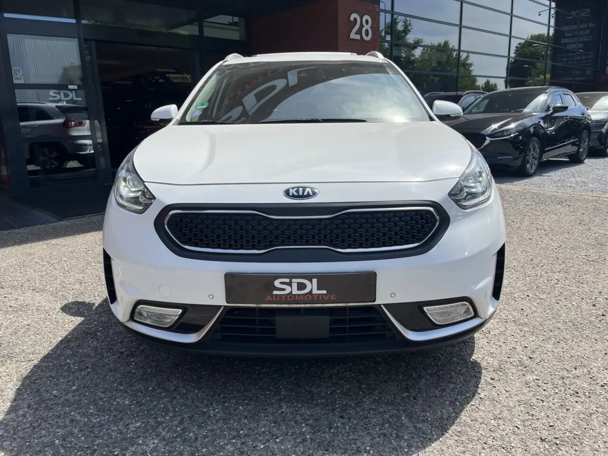 1.6 GDi Hybrid ExecutiveLine // SCHUIF-KANTELDAK // LEDER // ELEK.STOEL+GEHEUGEN // DODEHO