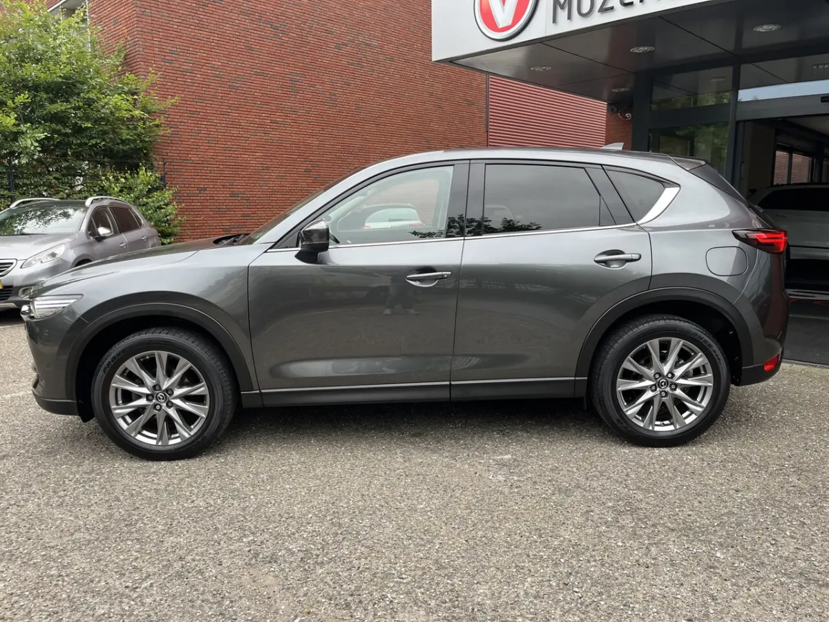 2.5 SkyActiv-G 194 Luxury // AFN. TREKHAAK // ELEK.STOELEN+GEHEUGEN // ELEK. KLEP // 360 C