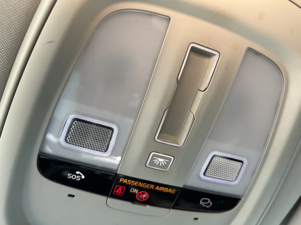 2.0 T8 Plug-in hybrid AWD Ultimate Dark 455PK // ADAPT. CRUISE // PANODAK // HARMAN&KARDON