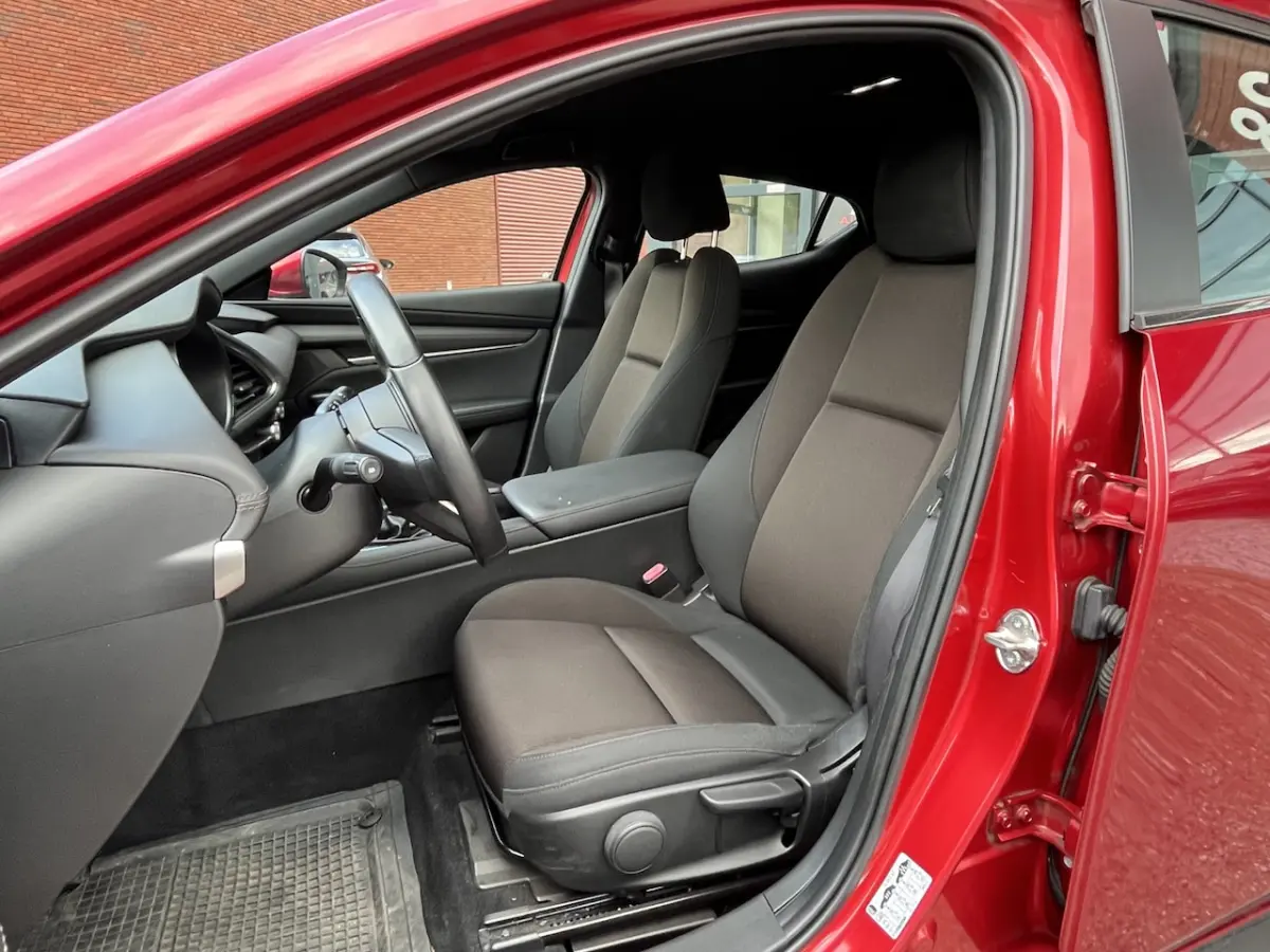 3 2.0 SkyActiv-G 120 TS+ // NAVI // PDC // ADAPTIVE CRUISE // BLIND SPOT MONITOR //