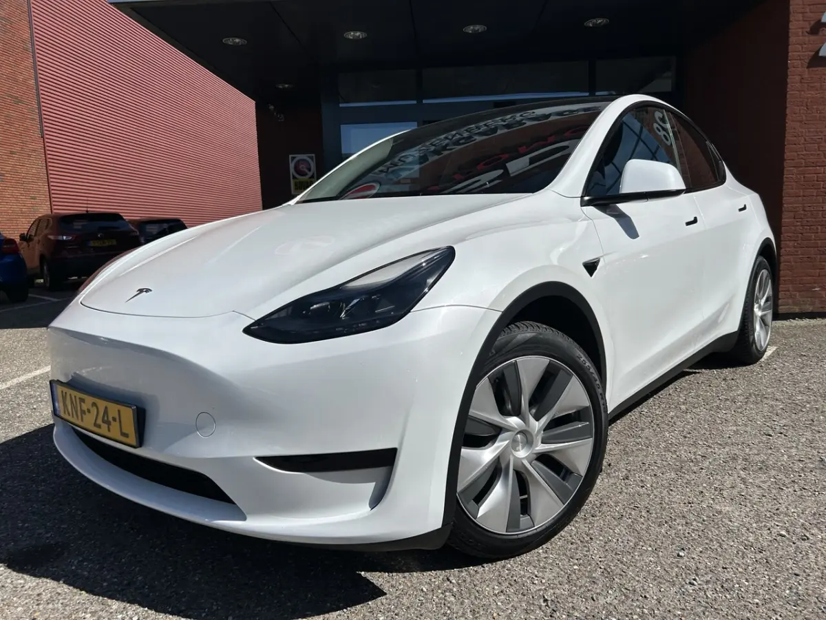 RWD 1e EIGENAAR // PANODAK // NAVI // ADAPTIVE CRUISE // CLIMA // AUTOPILOT // 360 CAMERA