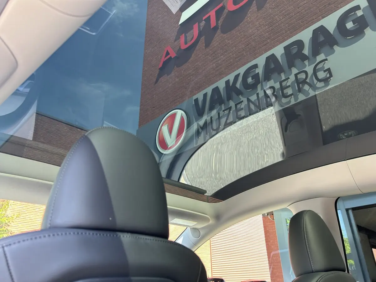 RWD 1e EIGENAAR // PANODAK // NAVI // ADAPTIVE CRUISE // CLIMA // AUTOPILOT // 360 CAMERA