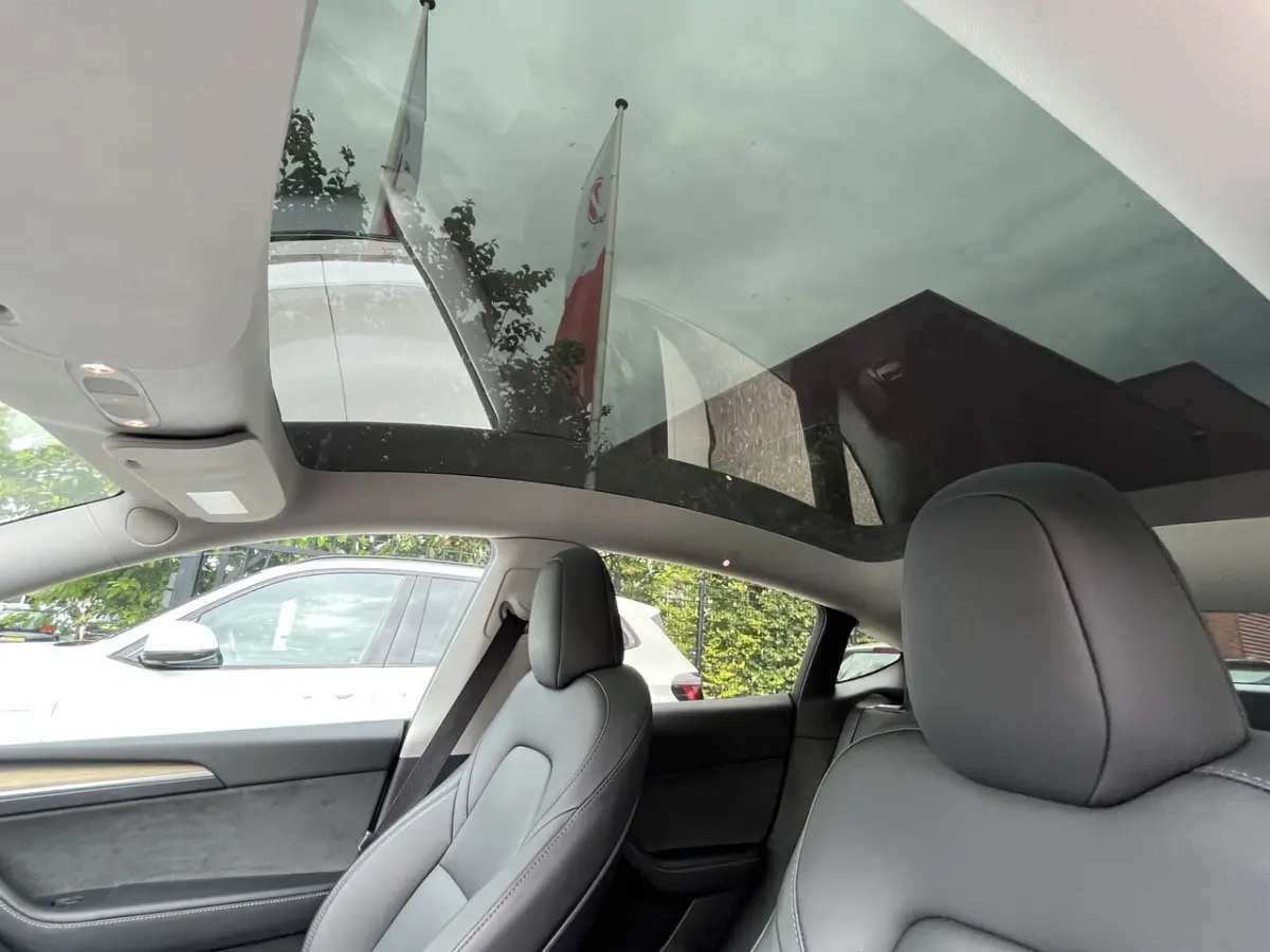RWD 1e EIGENAAR // PANODAK // NAVI // ADAPTIVE CRUISE // CLIMA // AUTOPILOT // 360 CAMERA