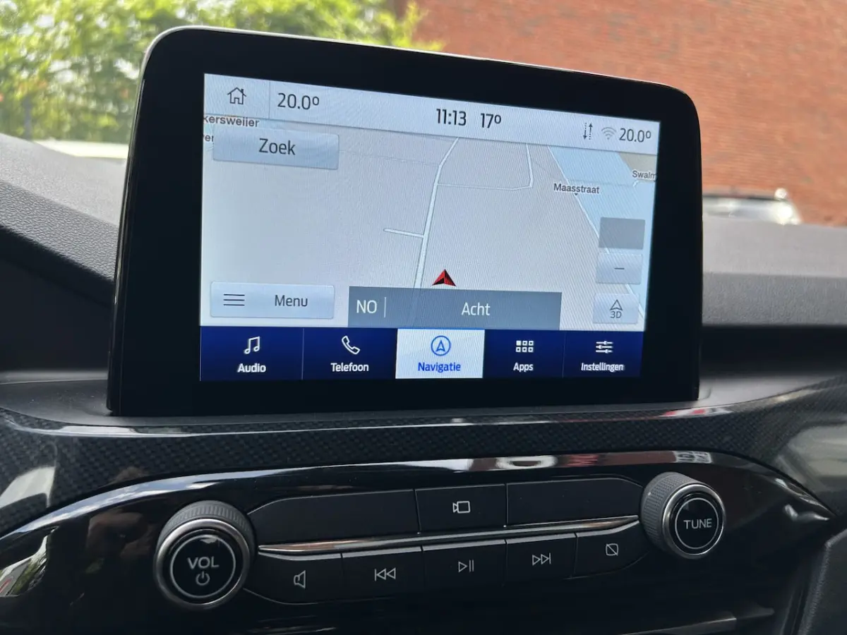 2.5 PHEV ST-Line // LED // ADAPTIVE CRUISE // KEYLESS // CAMERA // NAVI + CARPLAY // DODEH
