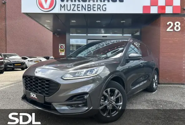 2.5 PHEV ST-Line // LED // ADAPTIVE CRUISE // KEYLESS // CAMERA // NAVI + CARPLAY // DODEH