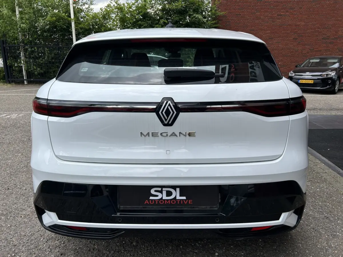 EV40 Boost Charge Equilibre 94% SOH // FULL LED // STOEL + STUURWIELVERWARMING // CLIMA //