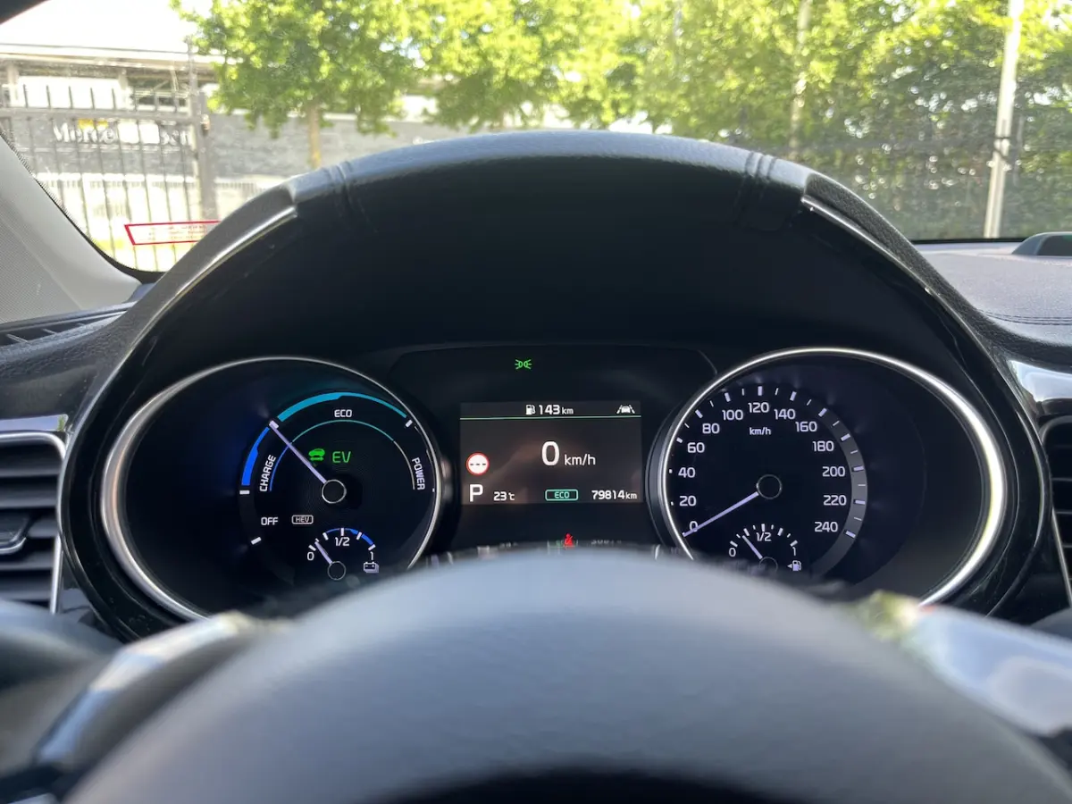 1.6 GDi PHEV DynamicPlusLine // KEYLESS // HALF LEDER // CAMERA+SENSOREN // STUUR+STOELVER