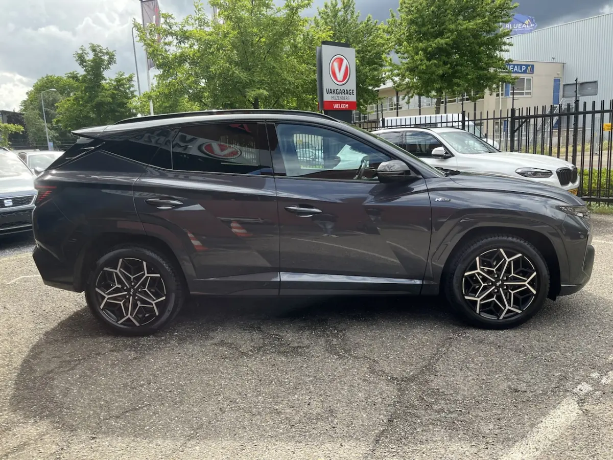 1.6 T-GDI HEV N Line 4WD // KEYLESS // LEDER-ALCANTARA // CAMERA +SENSOREN // NAVI+CARPLAY