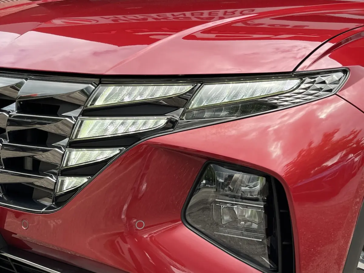 1.6 T-GDI MHEV i-Motion // LED // NAVI + CARPLAY // CAMERA // LEDER // ELEK. STOEL // PDC