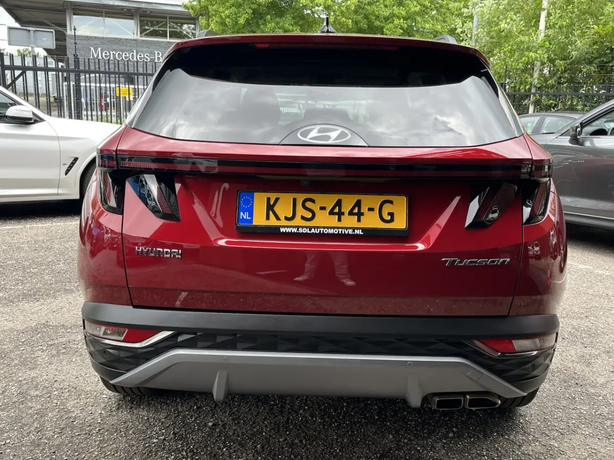 1.6 T-GDI MHEV i-Motion // LED // NAVI + CARPLAY // CAMERA // LEDER // ELEK. STOEL // PDC