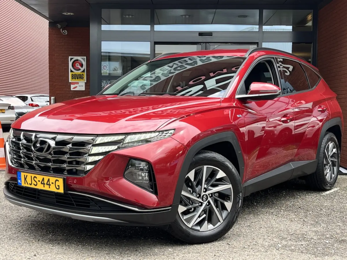 1.6 T-GDI MHEV i-Motion // LED // NAVI + CARPLAY // CAMERA // LEDER // ELEK. STOEL // PDC