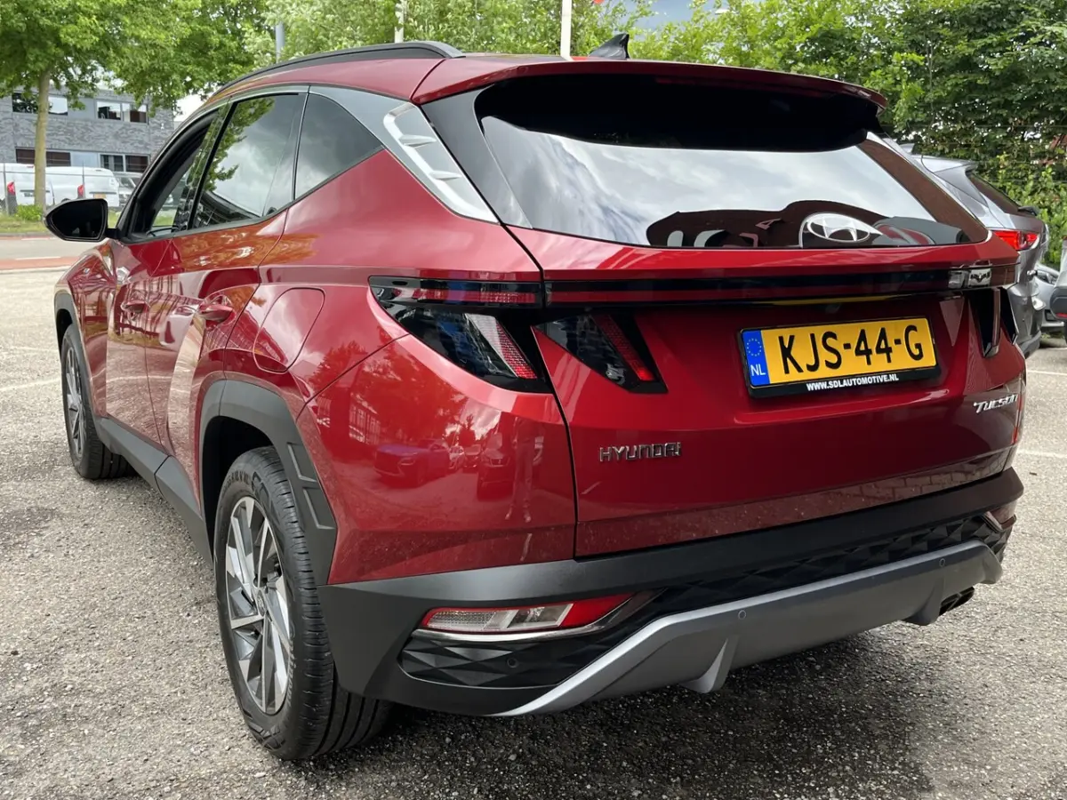 1.6 T-GDI MHEV i-Motion // LED // NAVI + CARPLAY // CAMERA // LEDER // ELEK. STOEL // PDC