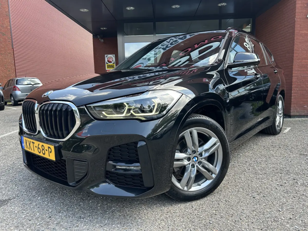 xDrive25e Executive M-Sport SOH 100% // FULL LED // NAVI // SPORTSTOELEN + STOELVERWARMING