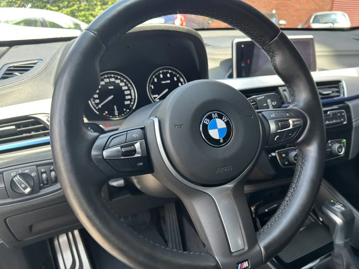 xDrive25e Executive M-Sport SOH 100% // FULL LED // NAVI // SPORTSTOELEN + STOELVERWARMING