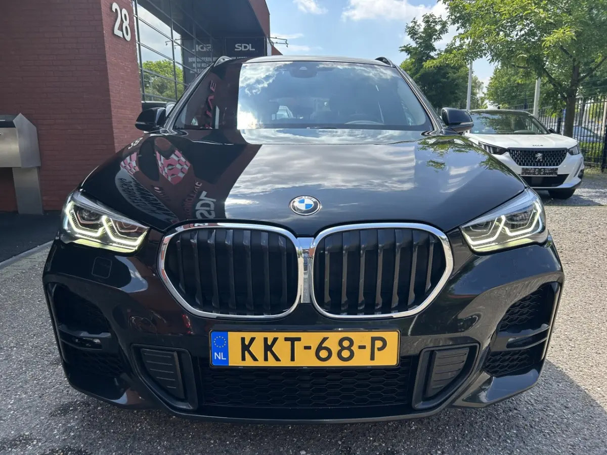 xDrive25e Executive M-Sport SOH 100% // FULL LED // NAVI // SPORTSTOELEN + STOELVERWARMING