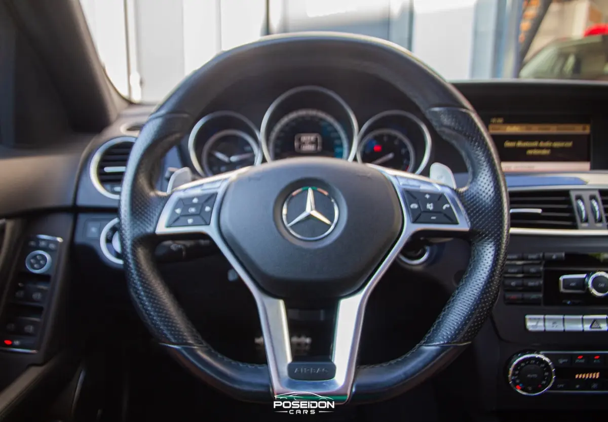 AMG C63 FACELIFT | SCHUIFDAK | HARMAN/KARDON | LEER | A.CAMERA | MEMORY | DODEHOEK | BOMVO