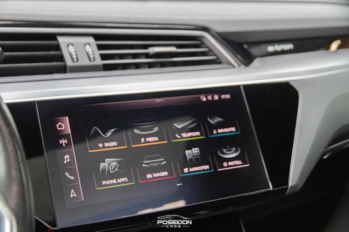 50 quattro Launch edition Black 71 kWh PANO | LINE ASSIST | A.CAMERA | NAP