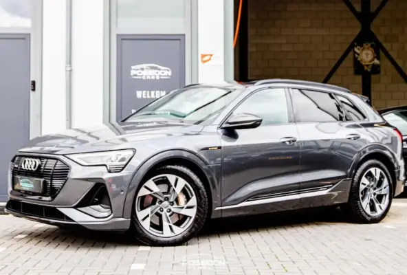 50 quattro Launch edition Black 71 kWh PANO | LINE ASSIST | A.CAMERA | NAP