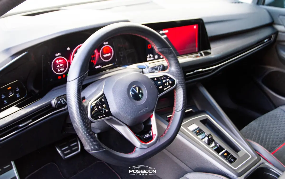 2.0 TSI GTI CLUBSPORT 45 EDITION| AKRAPOVIC | PANORAMADAK | HEAD-UP | KEYLESS | HARMAN-KAR