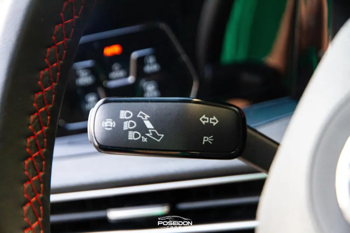 2.0 TSI GTI CLUBSPORT 45 EDITION| AKRAPOVIC | PANORAMADAK | HEAD-UP | KEYLESS | HARMAN-KAR