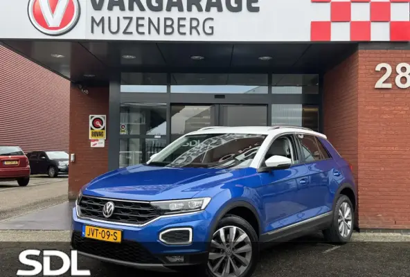 1.0 TSI Style // FULL LED // LEDER // NAVI // CLIMA // BI-TONE // STOELVERWARMING //