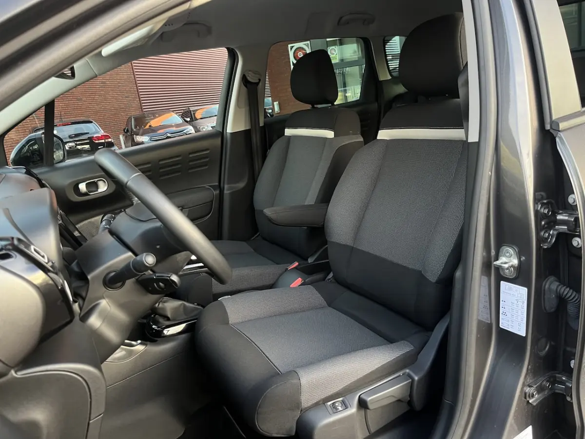 1.2 PureTech Shine 131 PK // LED // NAVI+CARPLAY // PARKEERCAMERA // CLIMA // CRUISE //