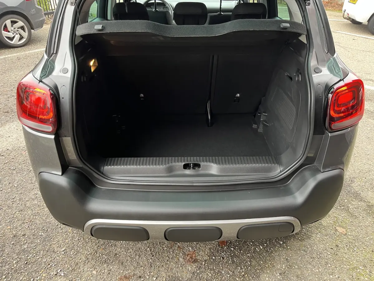 1.2 PureTech Shine 131 PK // LED // NAVI+CARPLAY // PARKEERCAMERA // CLIMA // CRUISE //