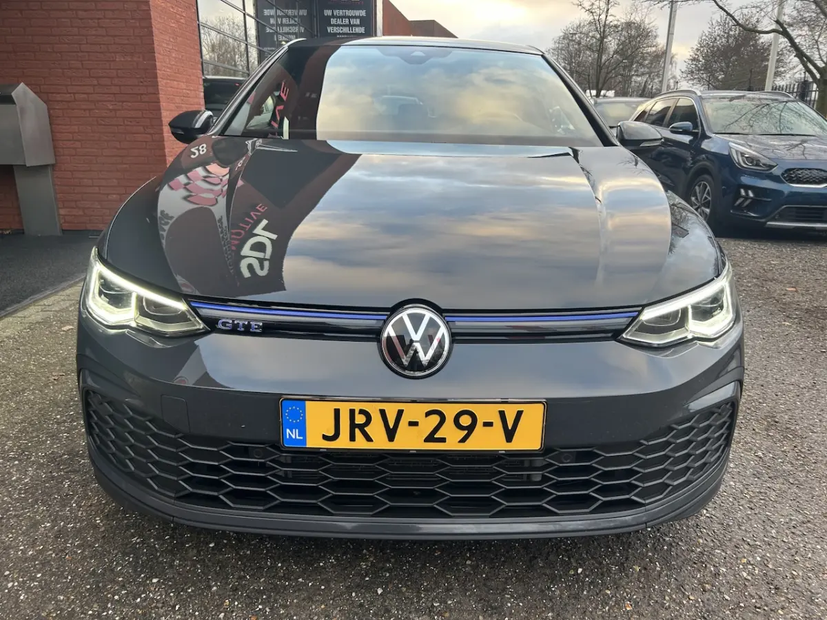 1.4 eHybrid GTE // FULL LED // VIRTUAL COCKPIT // STUUR+STOELVERWARMING // PDC V+A // NAVI