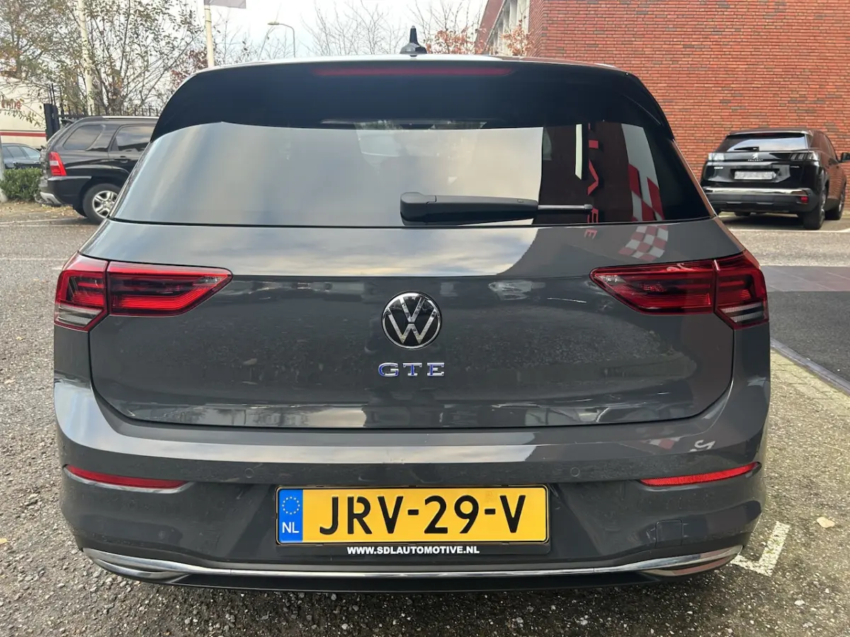 1.4 eHybrid GTE // FULL LED // VIRTUAL COCKPIT // STUUR+STOELVERWARMING // PDC V+A // NAVI