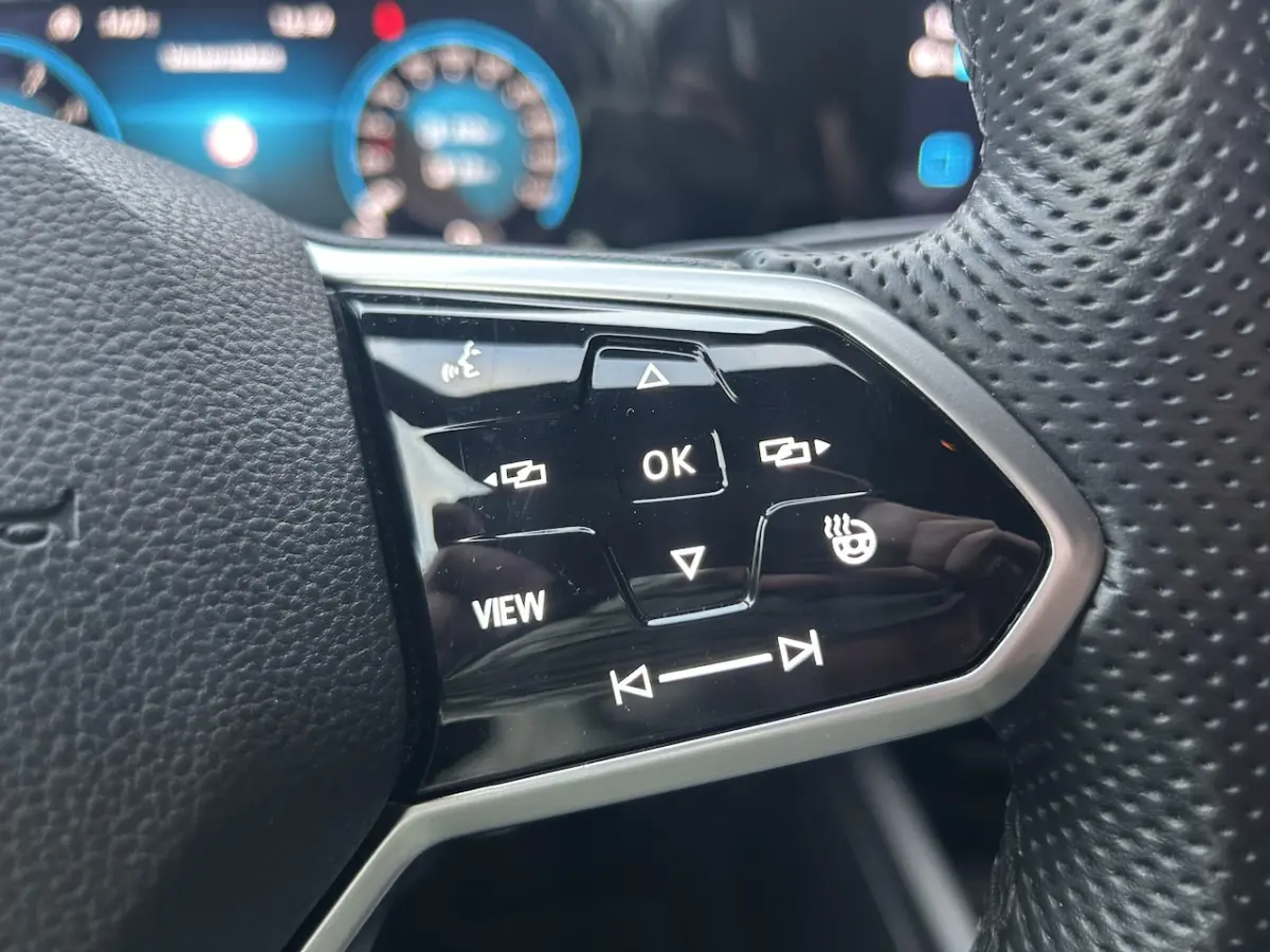 1.4 eHybrid GTE // FULL LED // VIRTUAL COCKPIT // STUUR+STOELVERWARMING // PDC V+A // NAVI