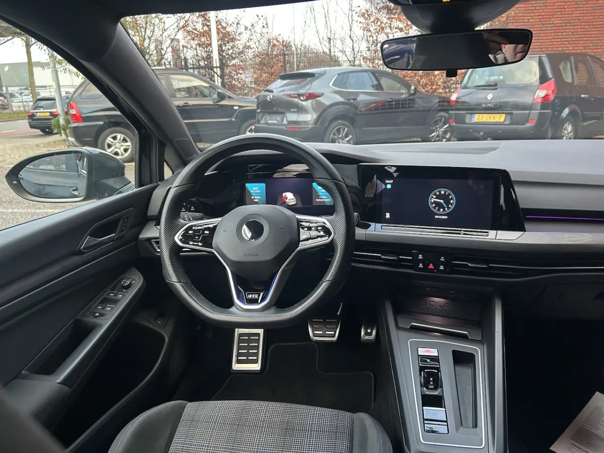 1.4 eHybrid GTE // FULL LED // VIRTUAL COCKPIT // STUUR+STOELVERWARMING // PDC V+A // NAVI