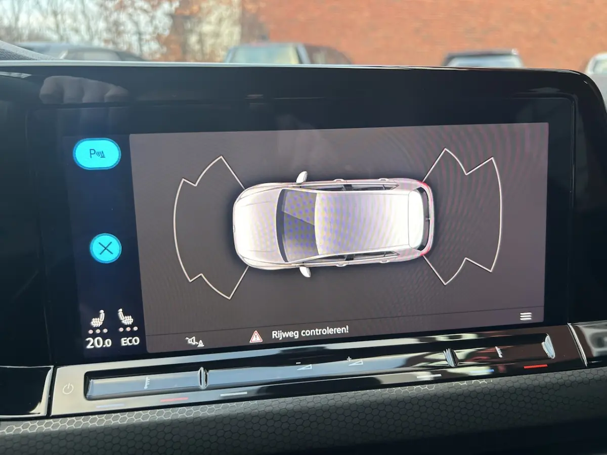 1.4 eHybrid GTE // FULL LED // VIRTUAL COCKPIT // STUUR+STOELVERWARMING // PDC V+A // NAVI