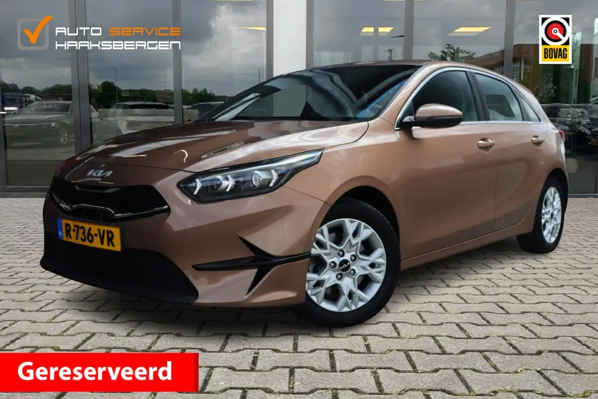 Ceed 1.0 T-GDi DynamicLine | Camera | DAB | Carplay |