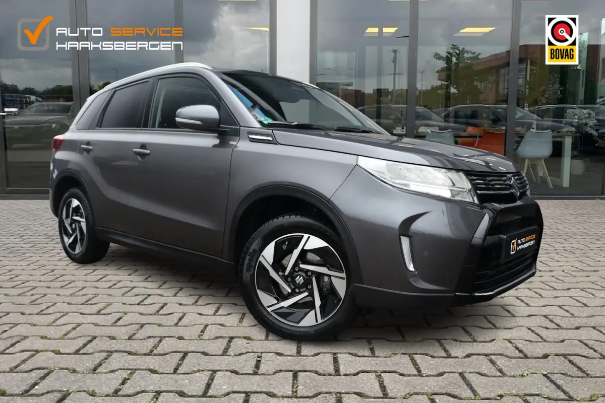 1.4 Boosterjet Style Smart Hybrid | Pano | Camera | ACC | Fabrieksgarantie |