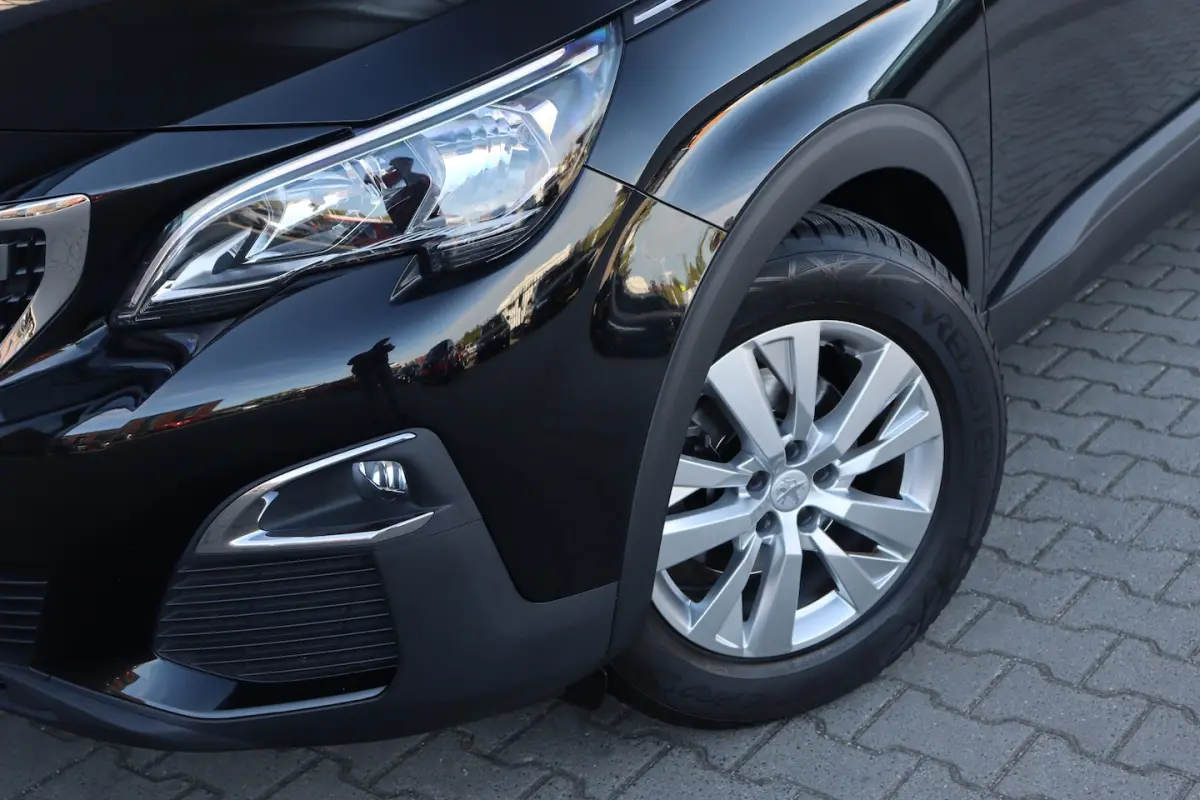 1.2 PureTech Allure | Trekhaak | Navi | Carplay |