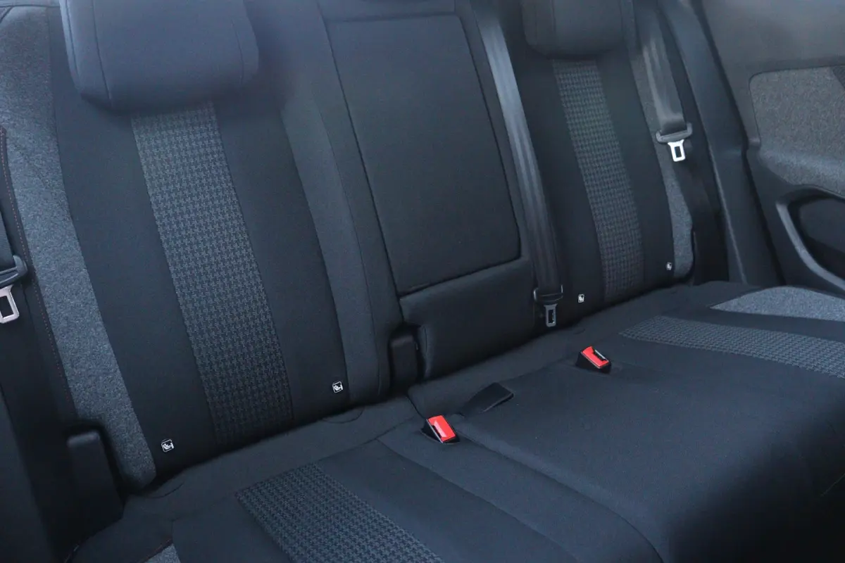 1.2 PureTech Allure | Trekhaak | Navi | Carplay |