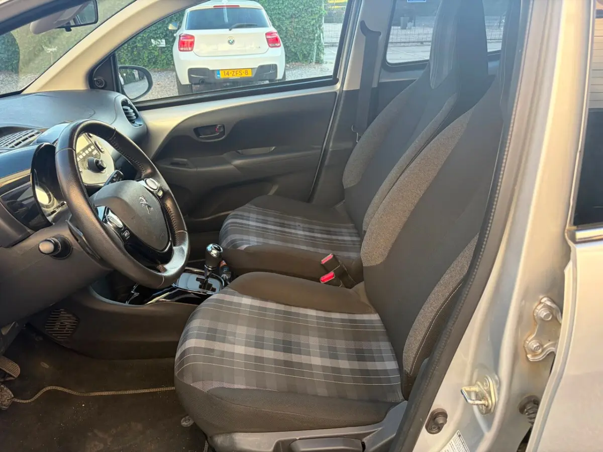 1.0 e-VTi Active Airco 5 deurs Automaat Nw APK
