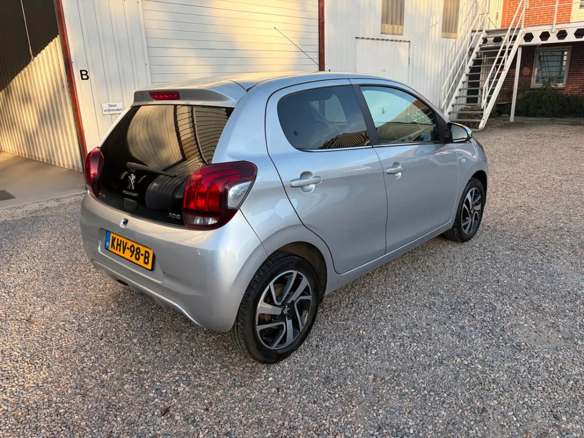 1.0 e-VTi Active Airco 5 deurs Automaat Nw APK