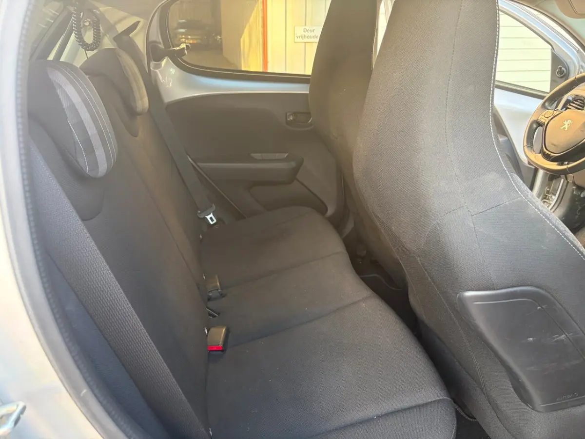1.0 e-VTi Active Airco 5 deurs Automaat Nw APK