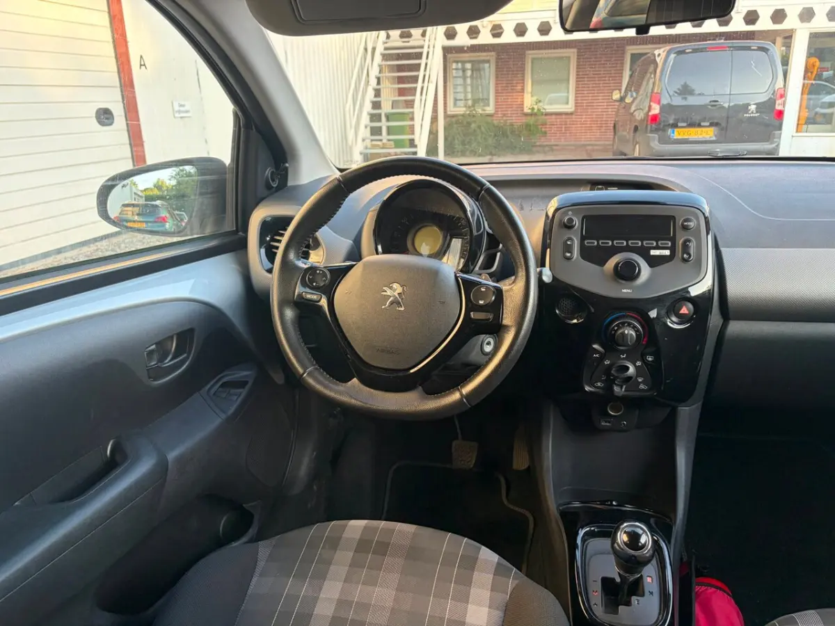 1.0 e-VTi Active Airco 5 deurs Automaat Nw APK